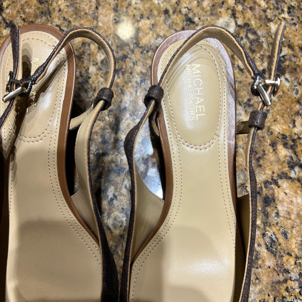 Michael kors Brown Slingback Heels - Picture 2 of 11